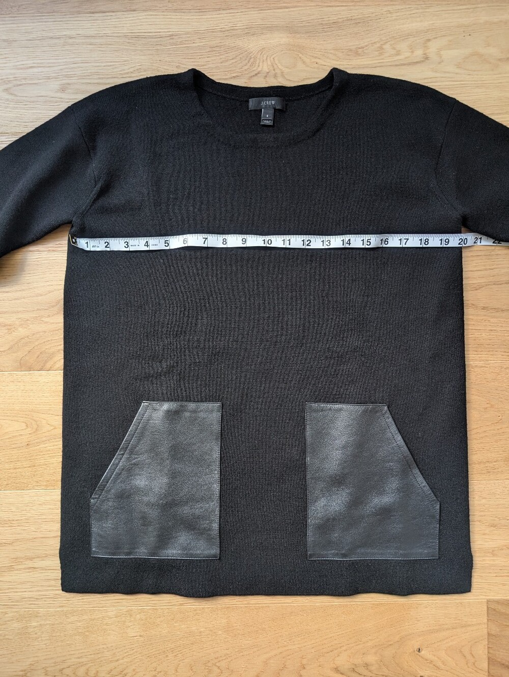 Jcrew 100% Merino Wool Black Sweater With Leather Pockets - Picture 3 of 8